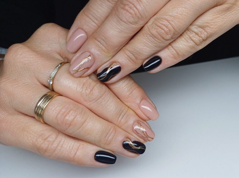 Stylizacja paznokci wykonana w Olesia Salon